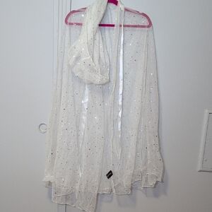 💥3/65$💥 White Sheer Sparkle Cape